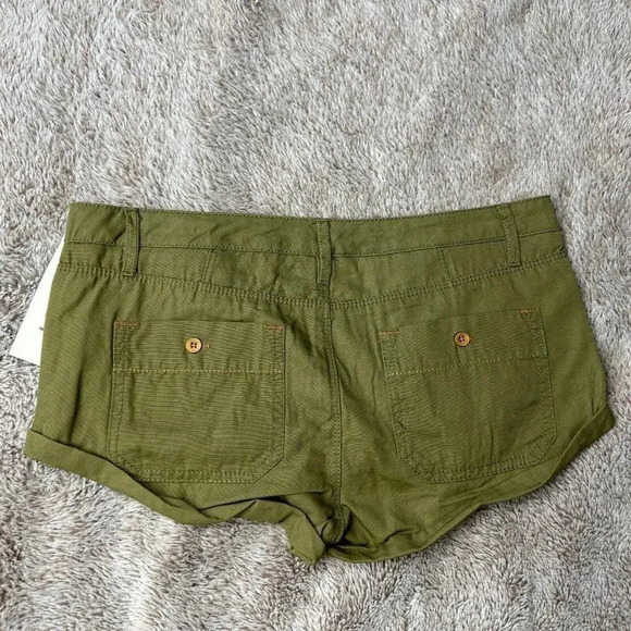 Roxy Shorts Womens Cheeky Chino Hot Pants Mid Rise Cuffed Green - Picture 6 of 16